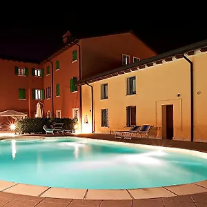 https://corte-castelletto.hotelinveneto.com
